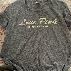 VS PINK TEE WITH GOLD SEQUINS